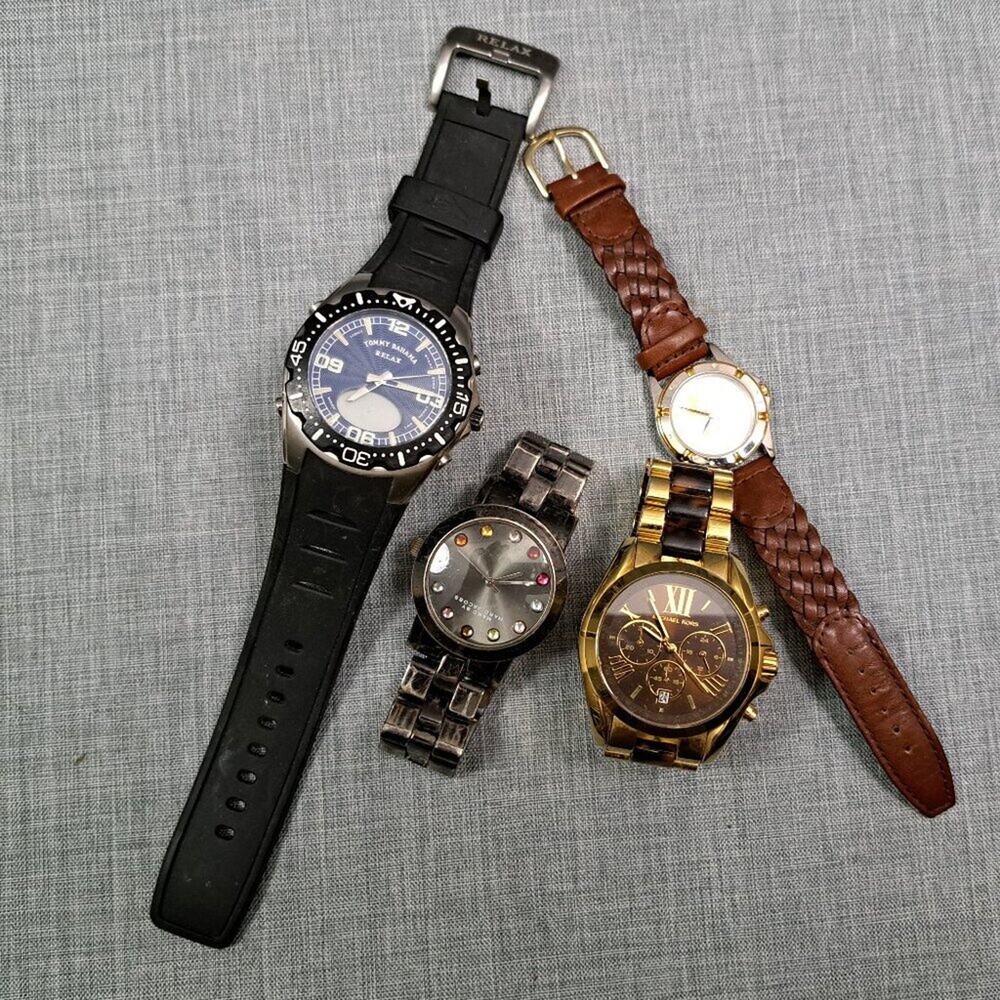 Watches - Lorus Mickey Mouse, Michael Kors -Tommy Bahama - Michael Kors Bradshaw